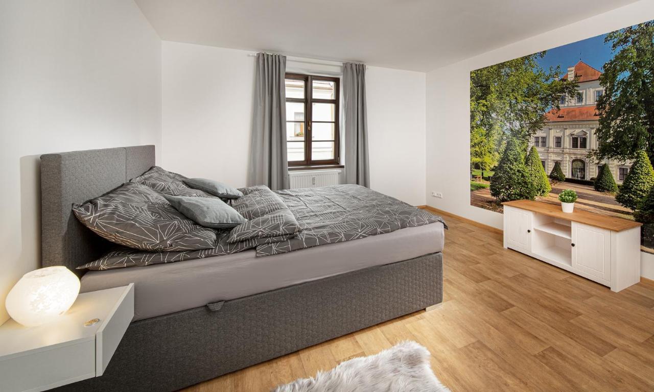 Apartmany Myslivna Ostrov  Exterior foto
